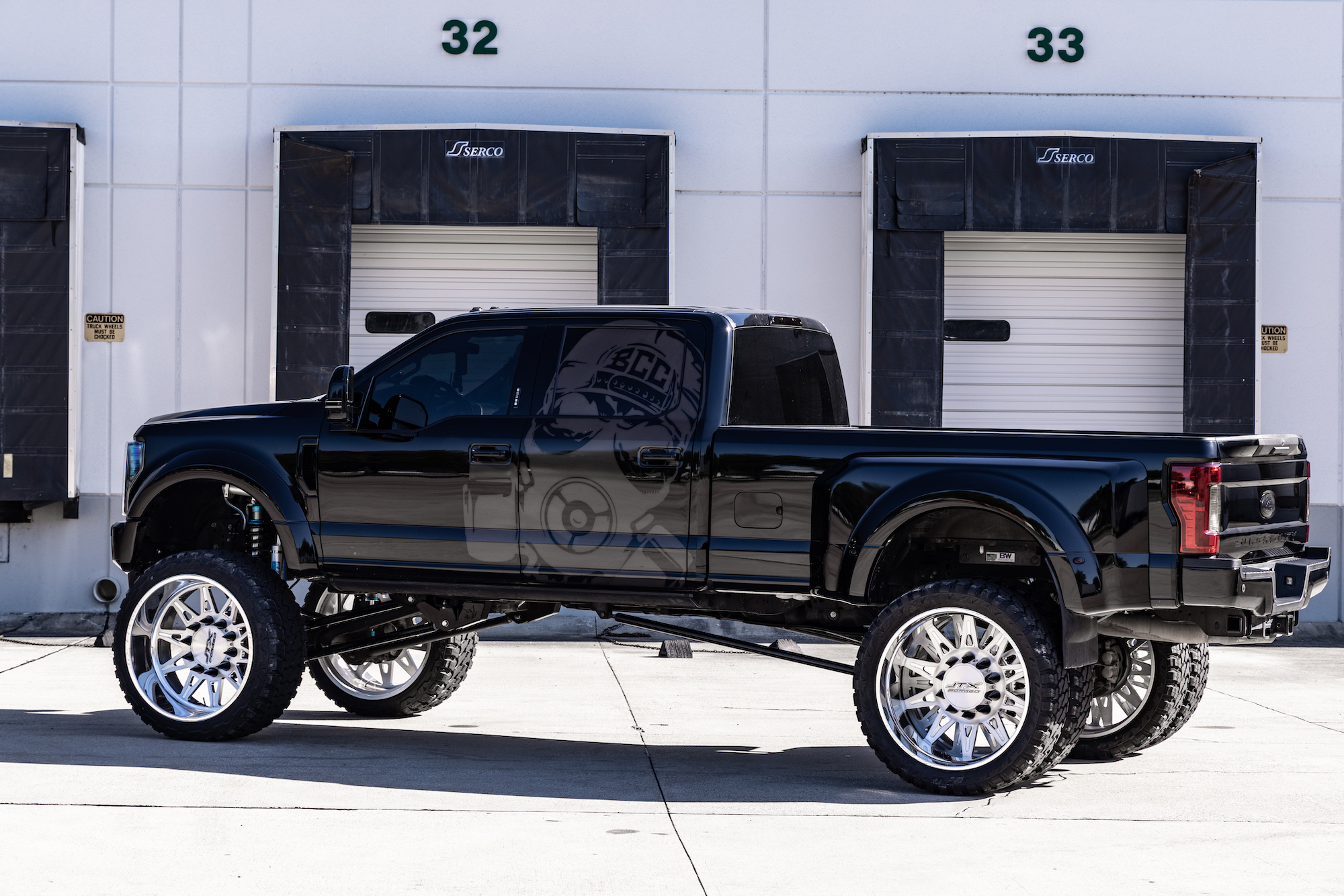 Ford F350 Superduty on 30x16-inch JTX Forged Wheels - JTX Forged