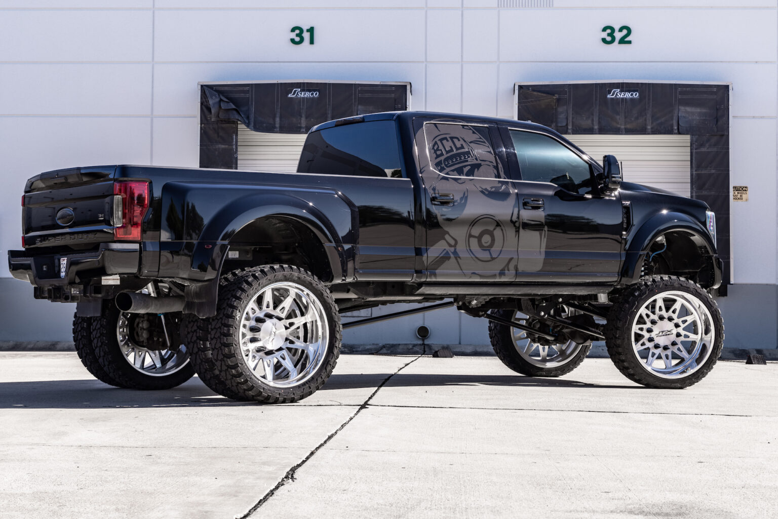 Ford F350 Superduty on 30x16-inch JTX Forged Wheels - JTX Forged