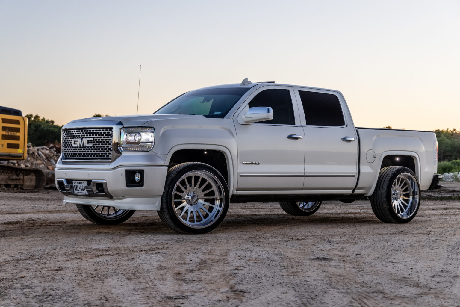 Leveled Gmc Sierra Denali On 24x12 Inch Jtx Forged Wheels Jtx Forged 0467